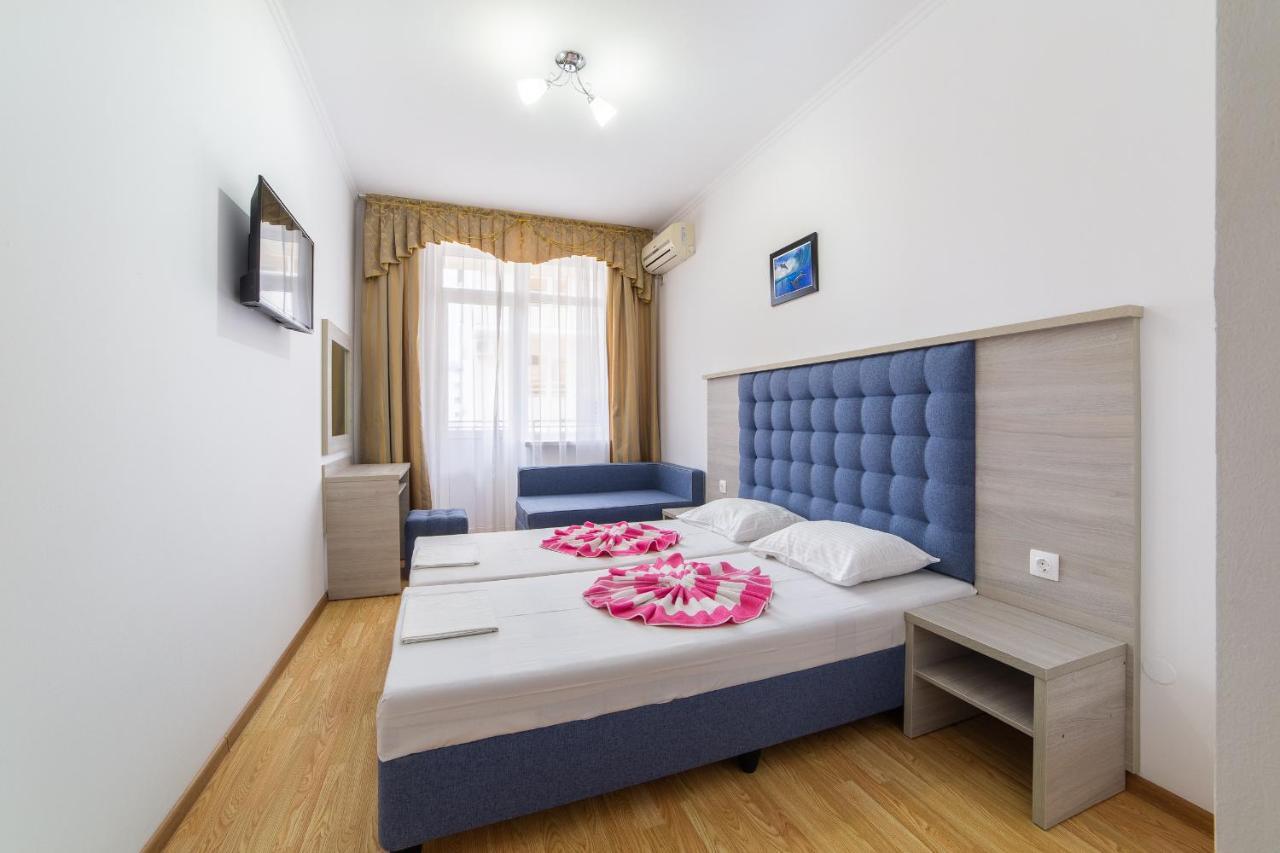 Гостевой Дом "Геракл " Hotel Vityazevo Luaran gambar