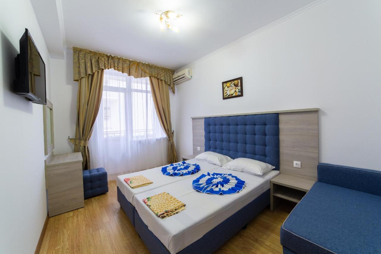 Гостевой Дом "Геракл " Hotel Vityazevo Luaran gambar